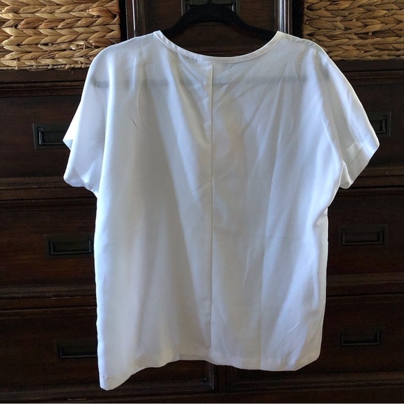 Vintage silk threads white short sleeve tee with shell design in size M - Picture 2 of 7